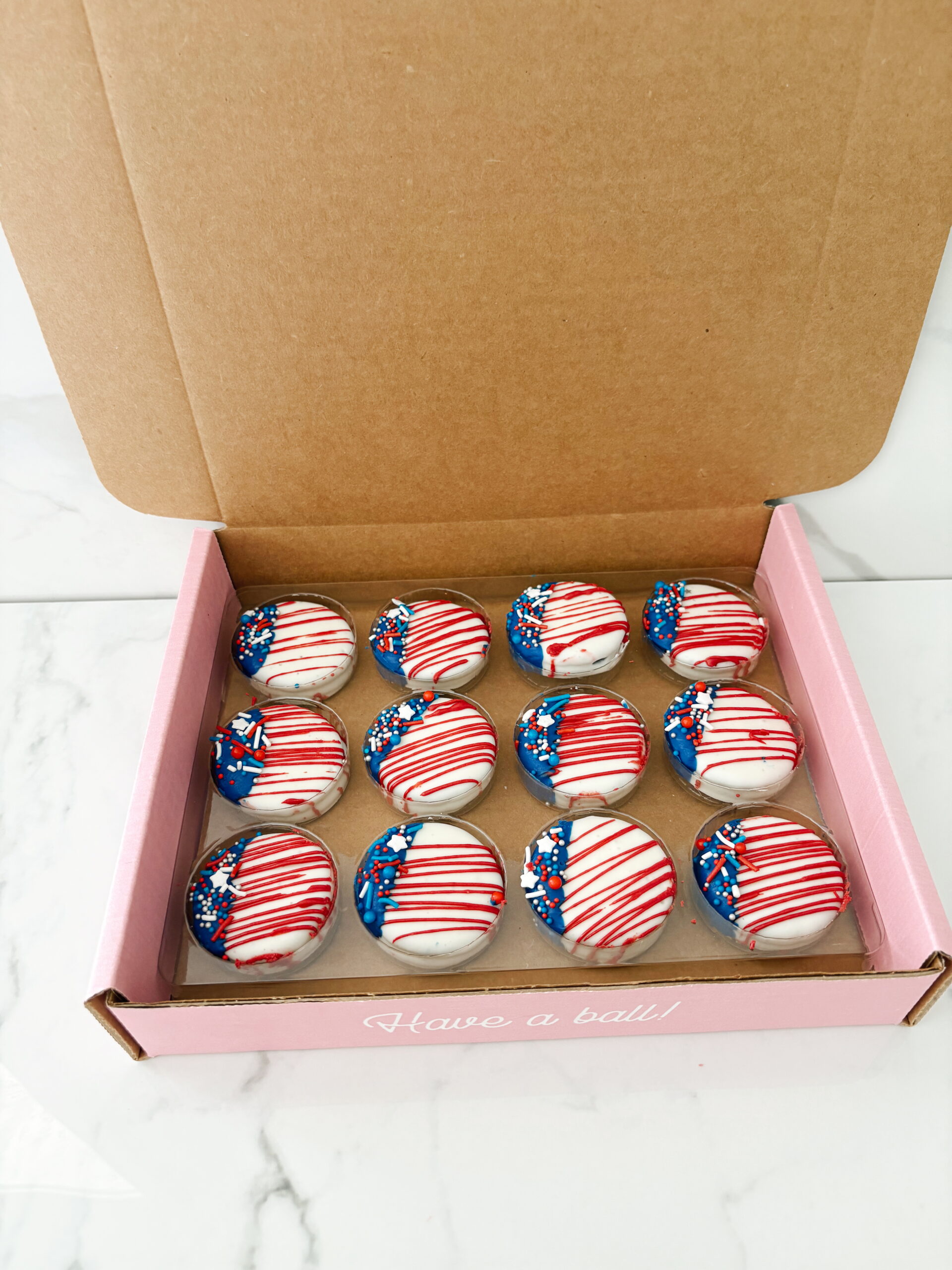Chocolate Covered Oreos- Sold by Dozen